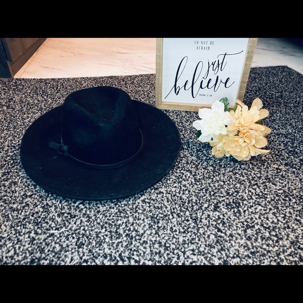 Black hat